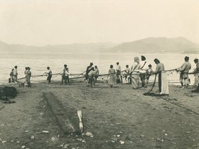 22 donne lla sciabica.jpg